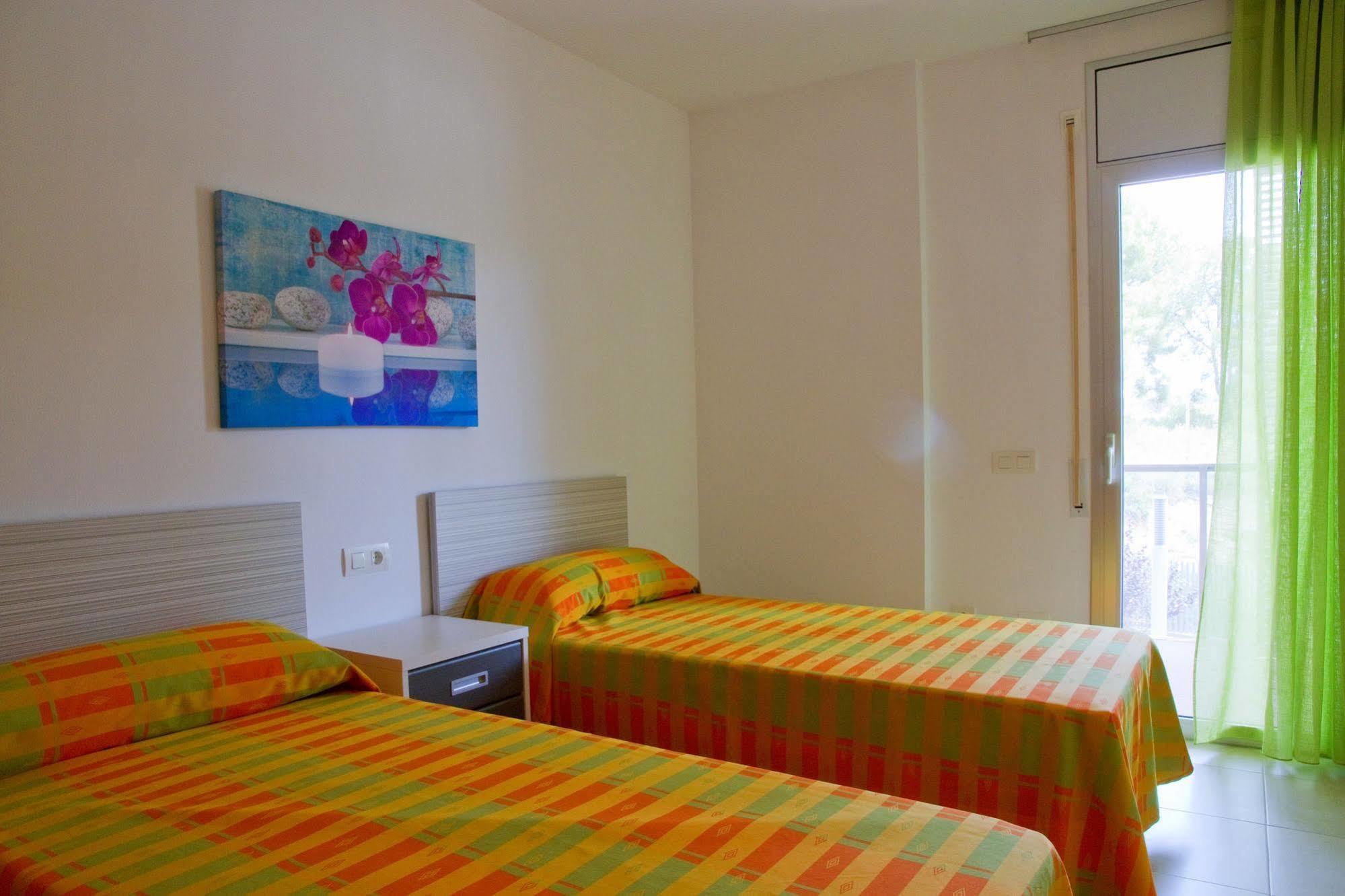 Paradise Village Litoral Costa Dorada Salou Extérieur photo