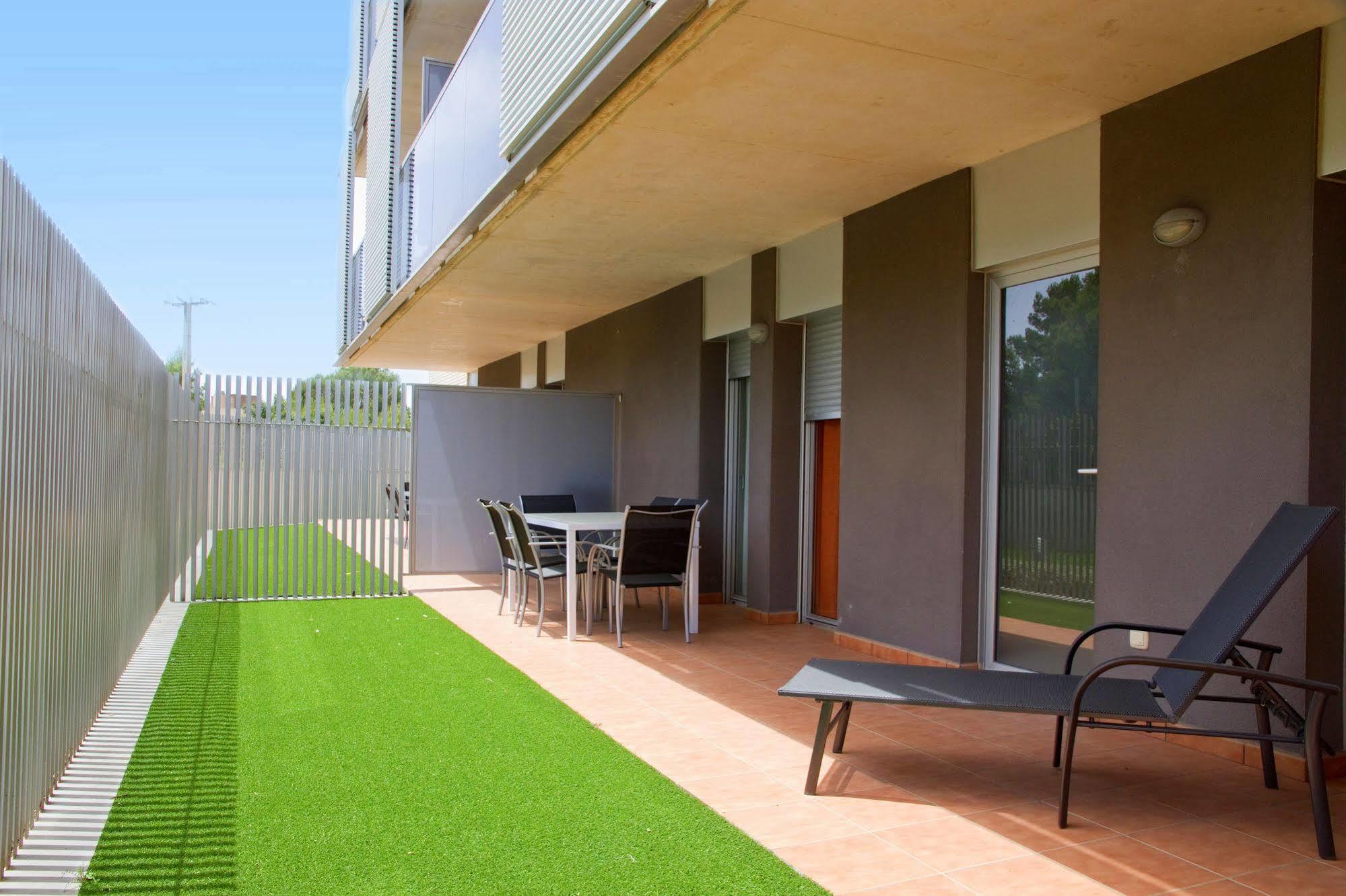Paradise Village Litoral Costa Dorada Salou Extérieur photo