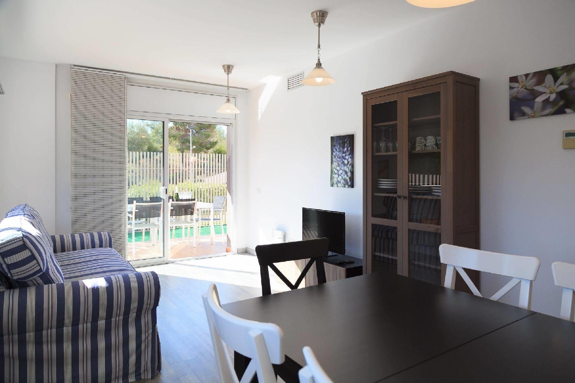 Paradise Village Litoral Costa Dorada Salou Extérieur photo