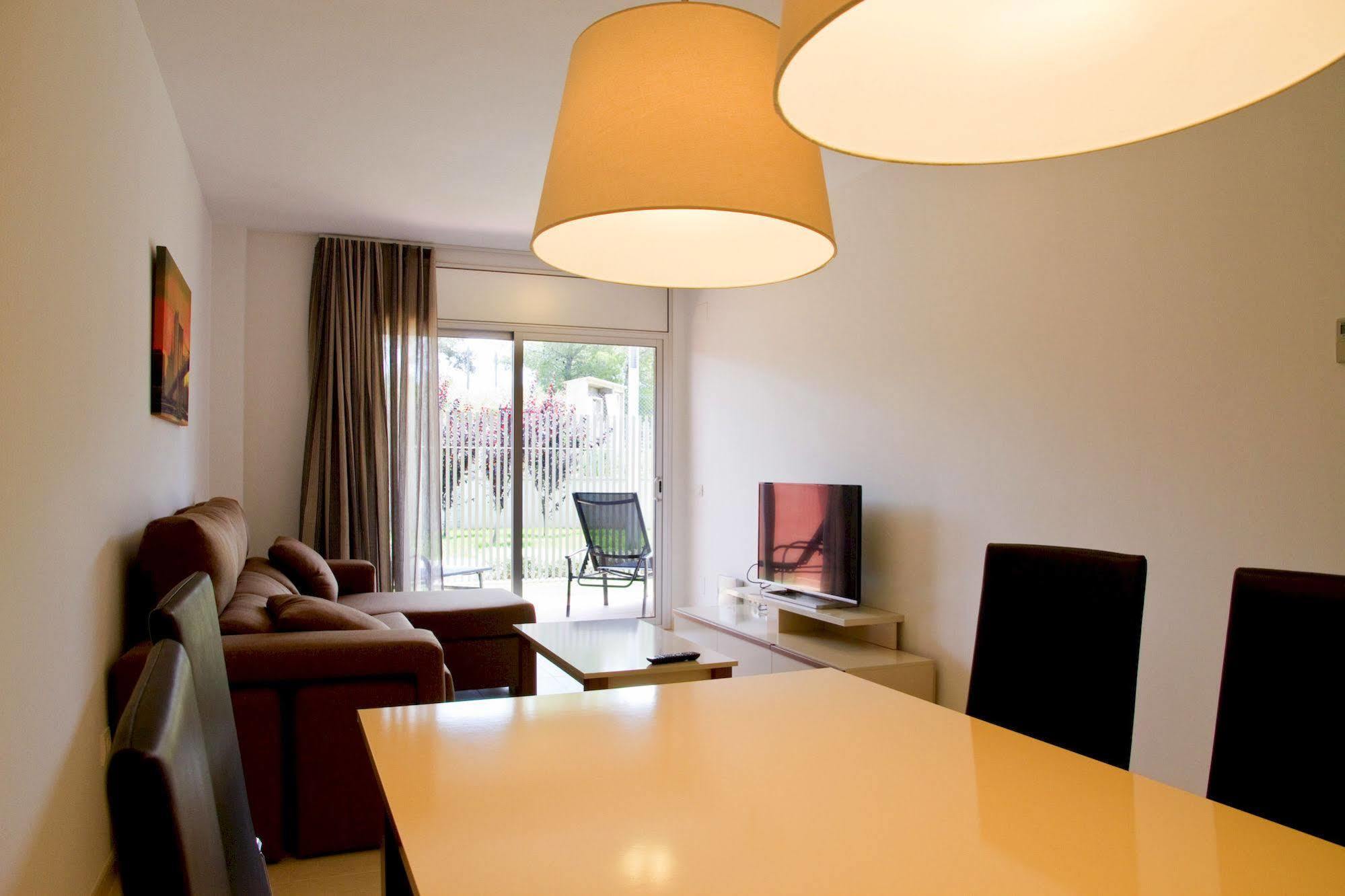 Paradise Village Litoral Costa Dorada Salou Extérieur photo